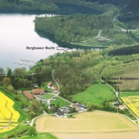 Berghausen Am Hennesee 梅舍德