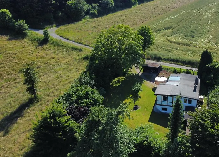 Berghausen Am Hennesee * ميشيده